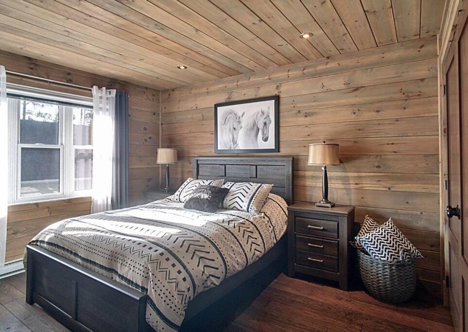 Formidable Waterfront - Formidable Sur Bord De L'eau Chalet