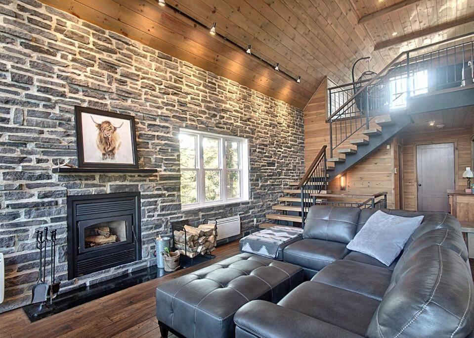 Chalet Formidable Waterfront - Formidable Sur Bord De L'eau